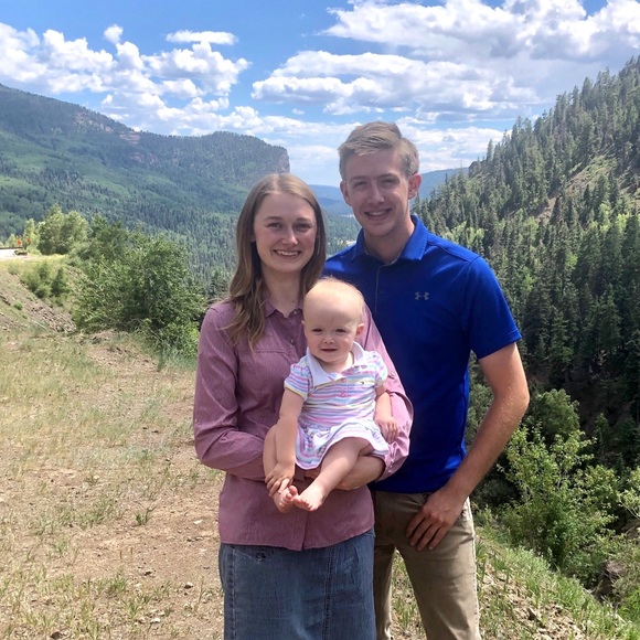 Meet your Posher, Michelle - Picture 2 of 3